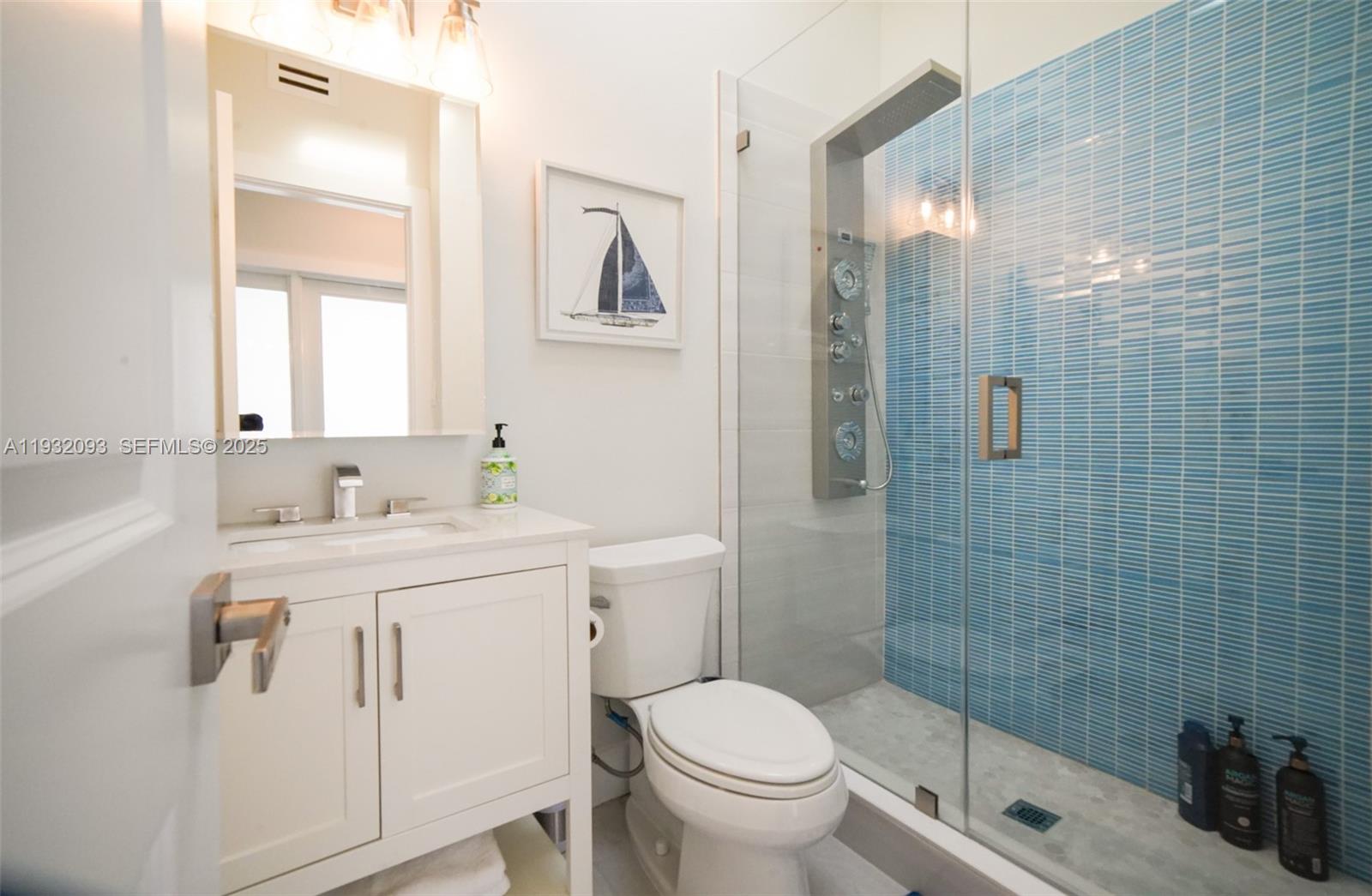 PORT ANTIGUA PLAT NO 5 & - Residential