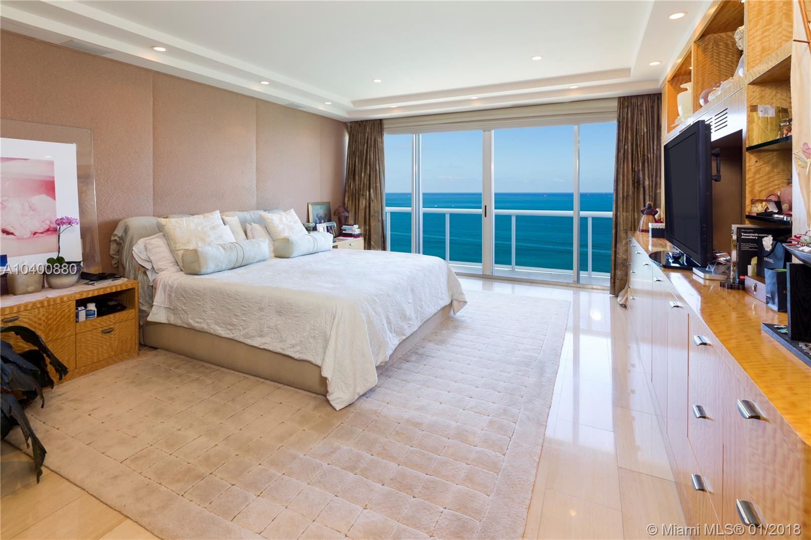 MAJESTIC TOWER - Residential