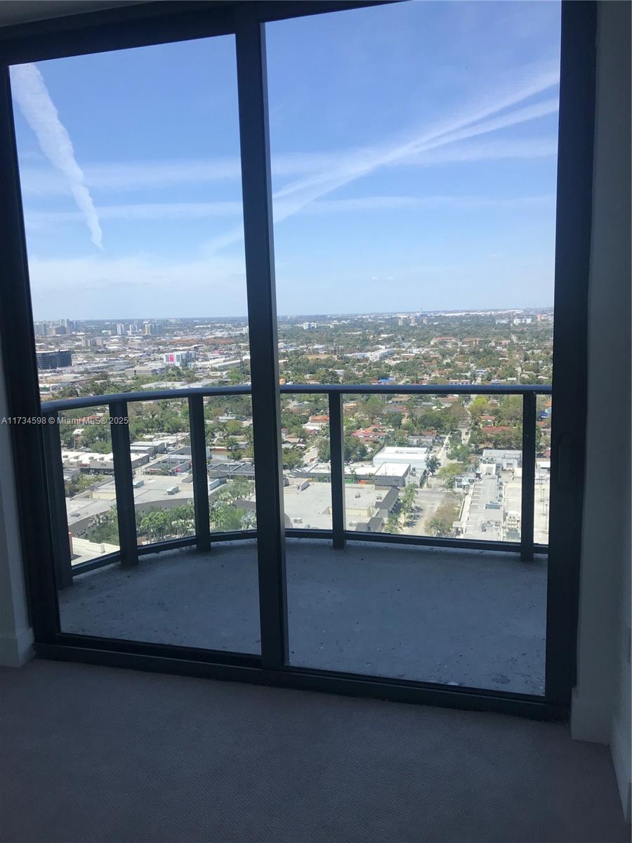 3401 MIDTOWN CONDO - Residential