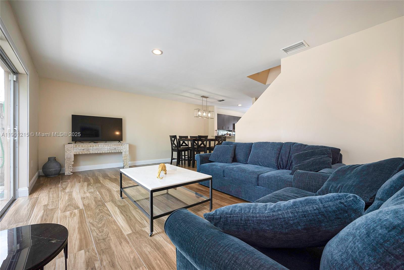 WEITZER SERENA LAKES TOWN - Residential Lease