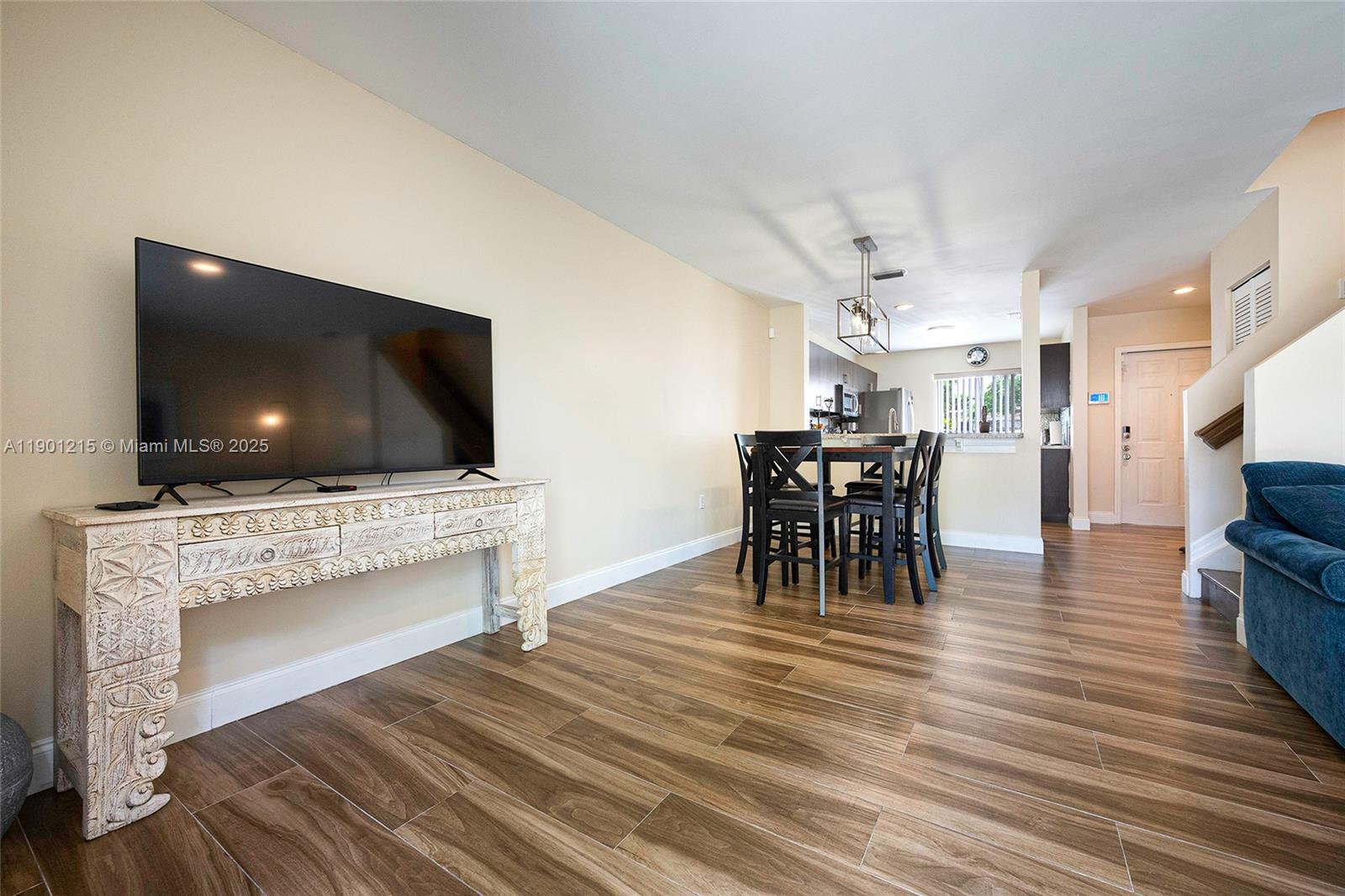 WEITZER SERENA LAKES TOWN - Residential Lease