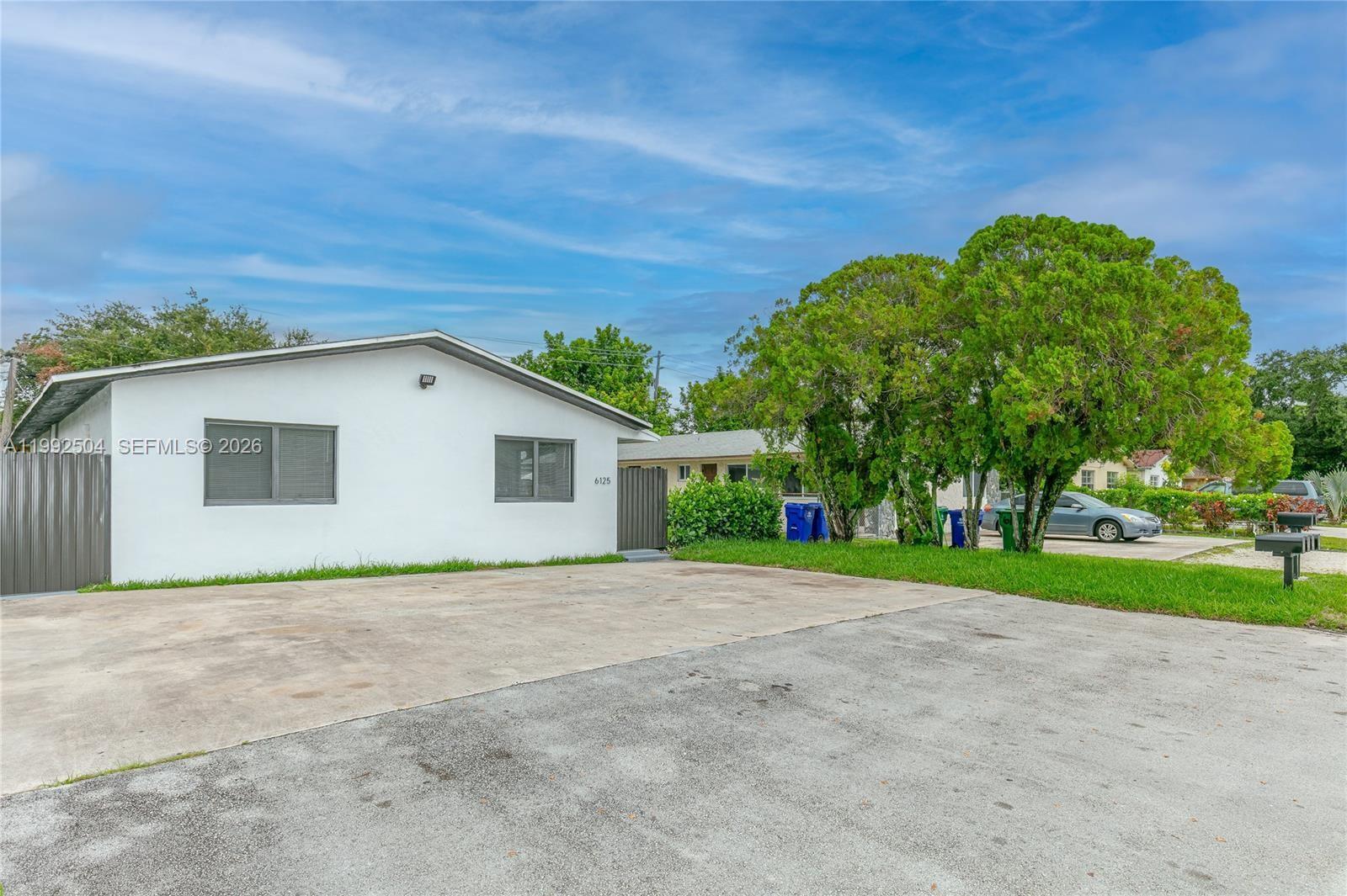 SUN LAND PARK - Residential Income