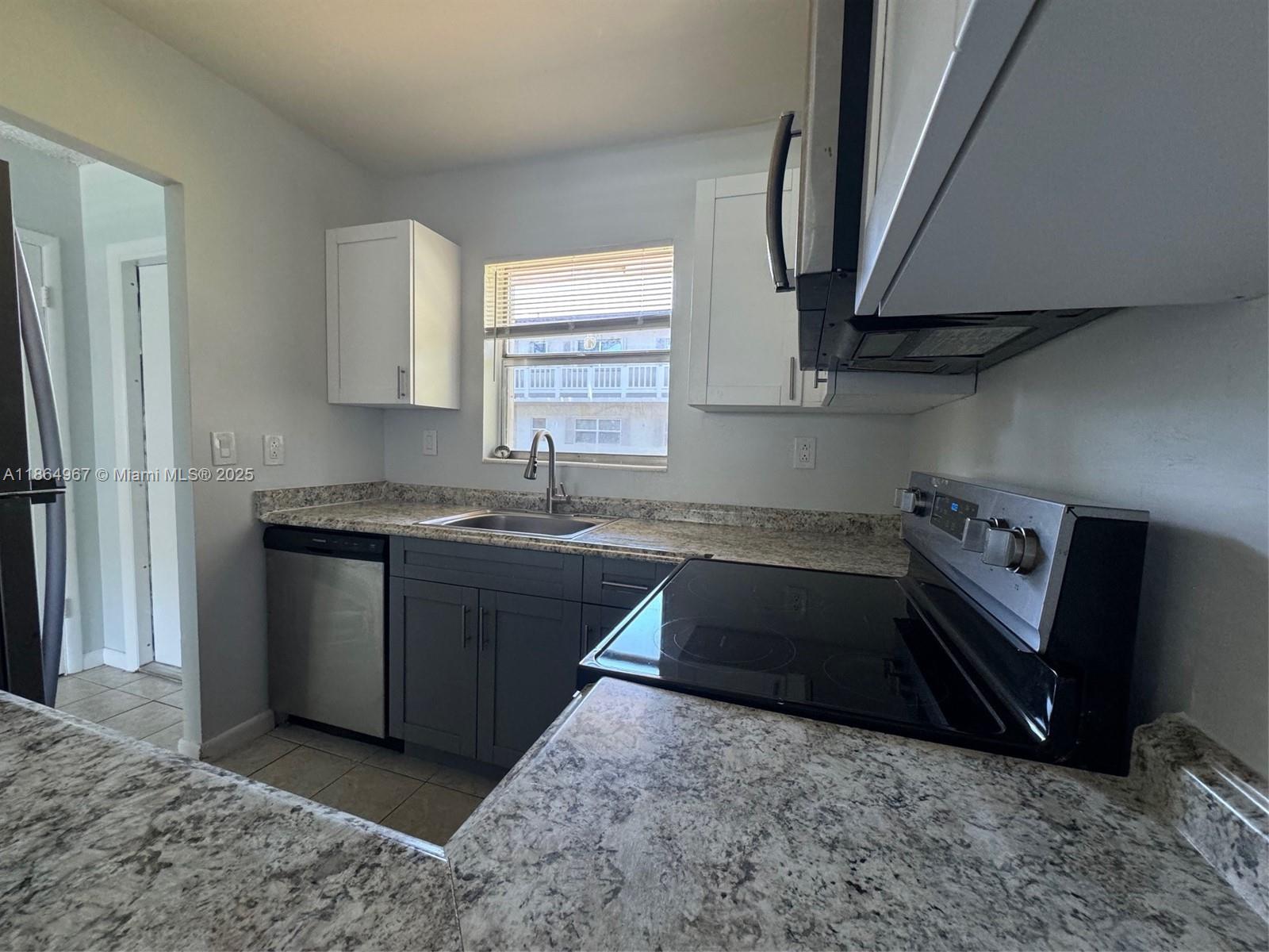 430 SE 2nd Ave 4