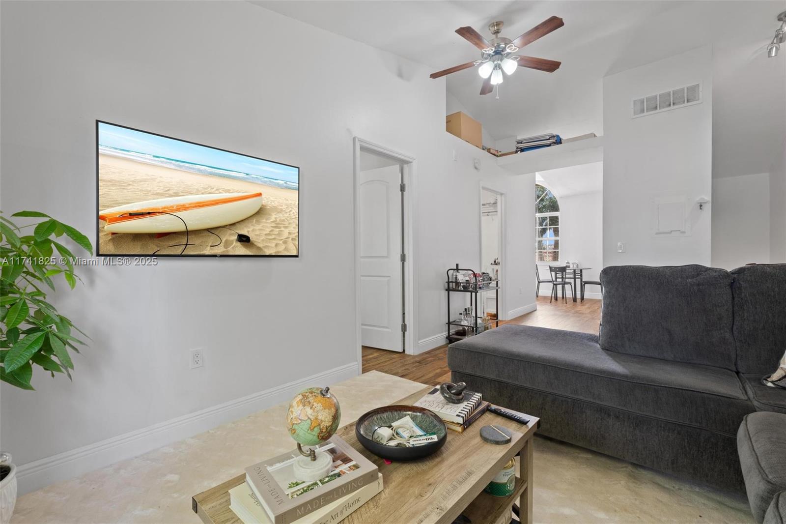 IMAGES AT PEMBROKE POINTE - Residential