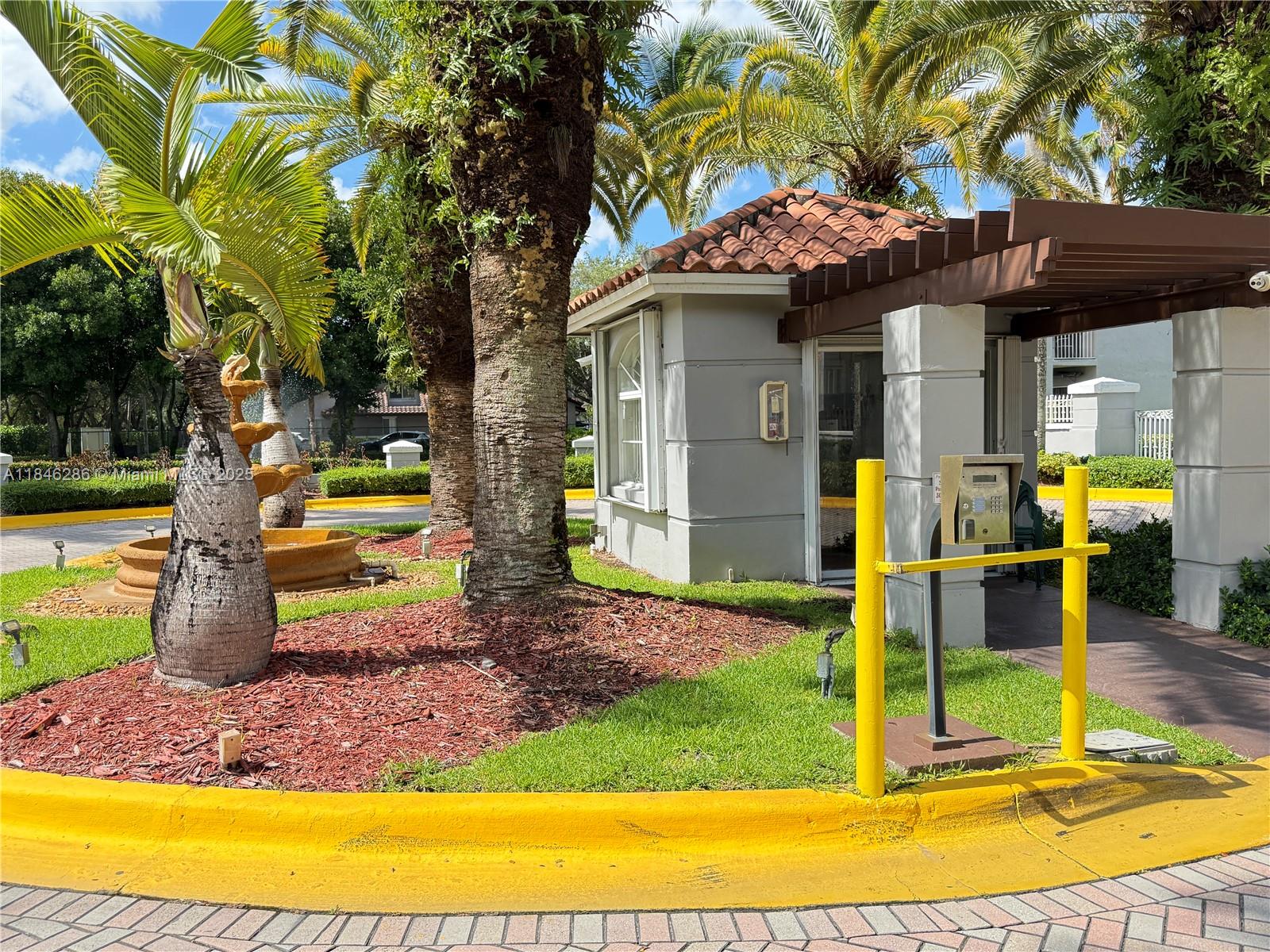 4764 NW 114th Ave 202