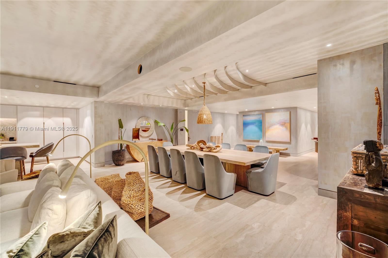 SURF CLUB CONDO - Residential