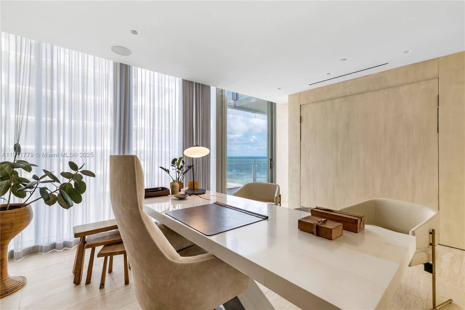 SURF CLUB CONDO - Residential