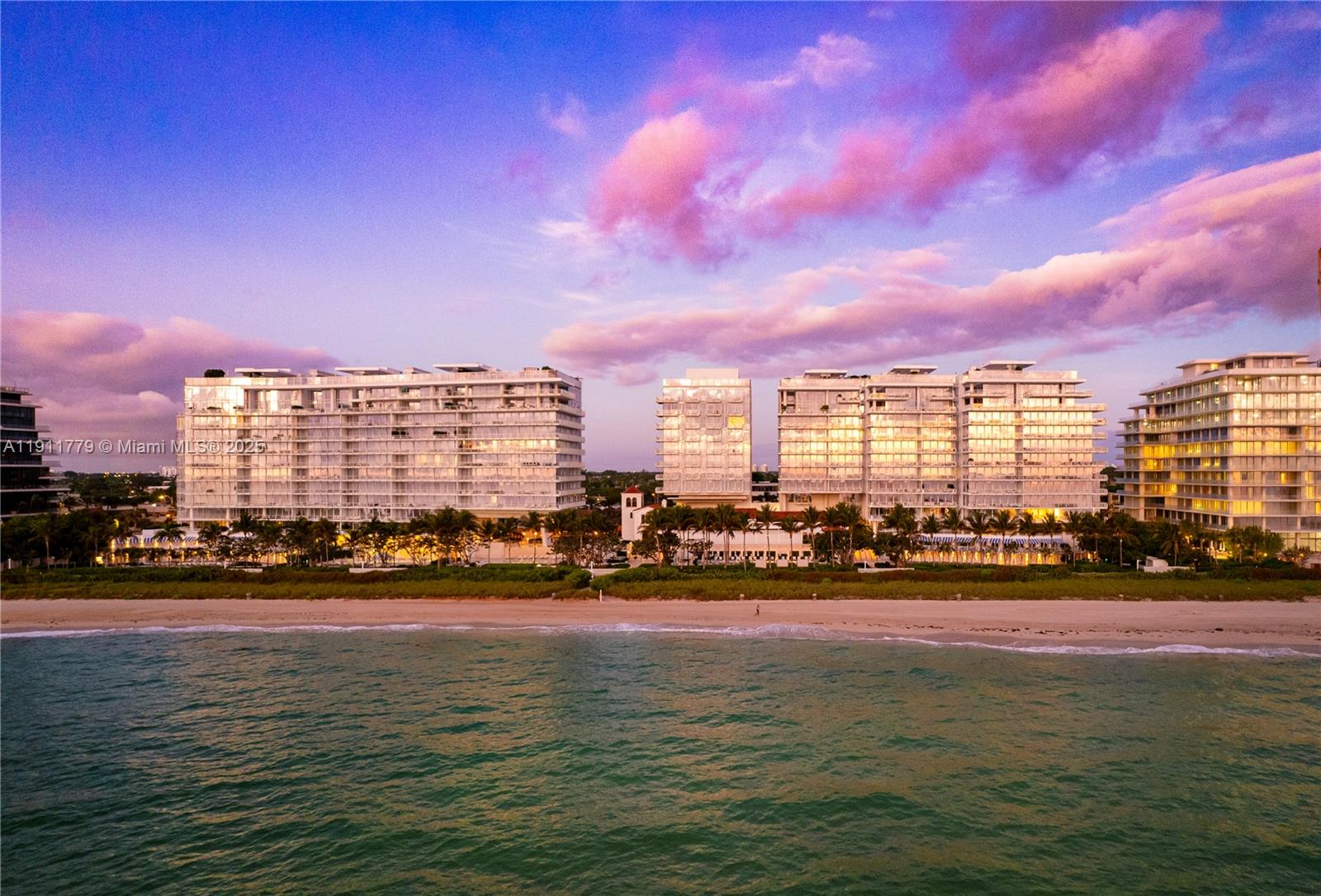 SURF CLUB CONDO - Residential