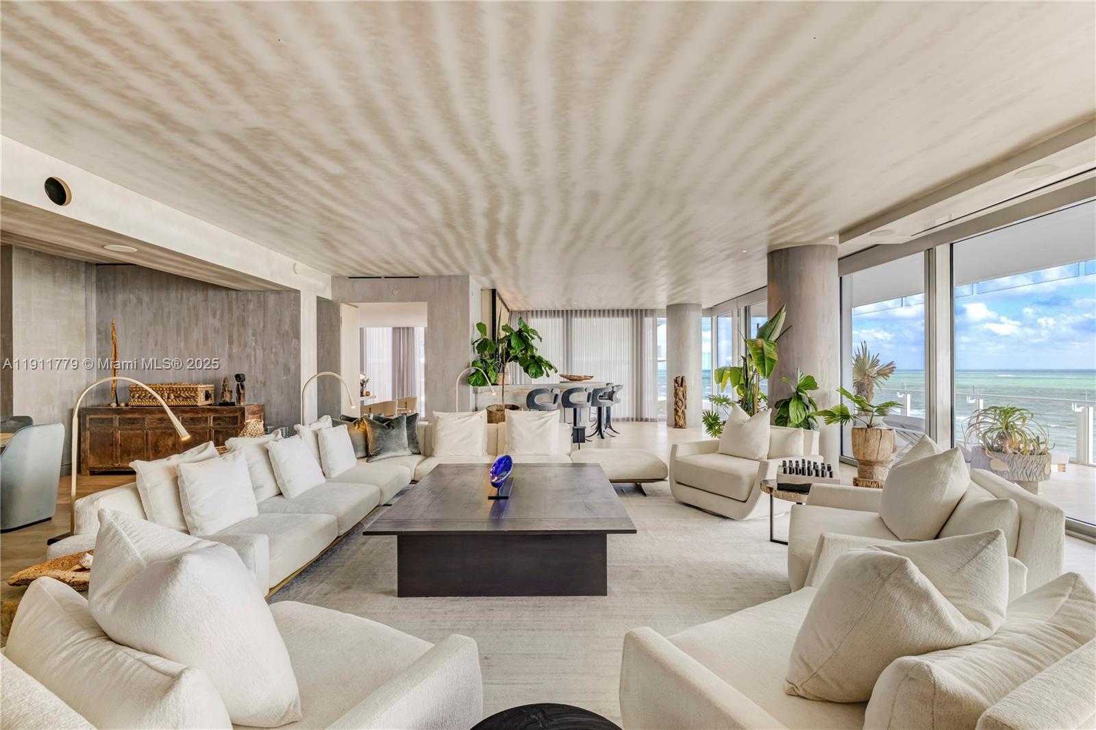 9111 Collins Ave N-721