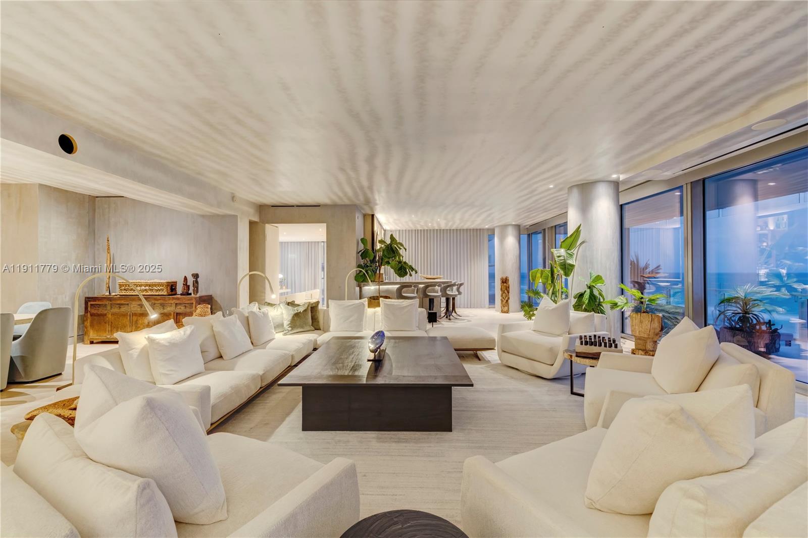 SURF CLUB CONDO - Residential