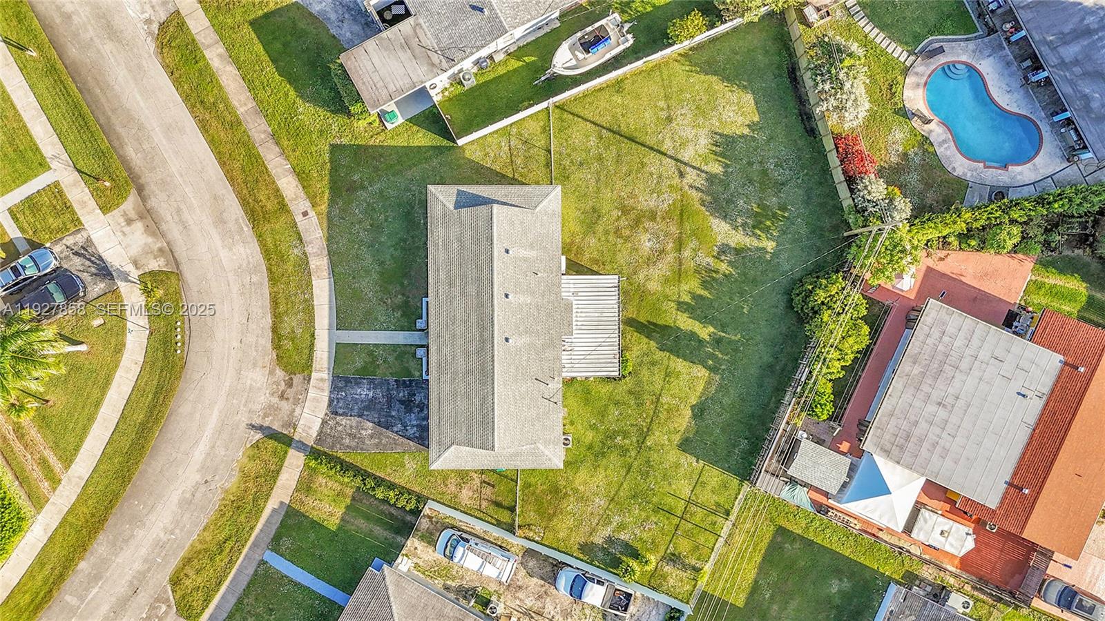 FAIRWAY PINES 2ND ADDN - Residential