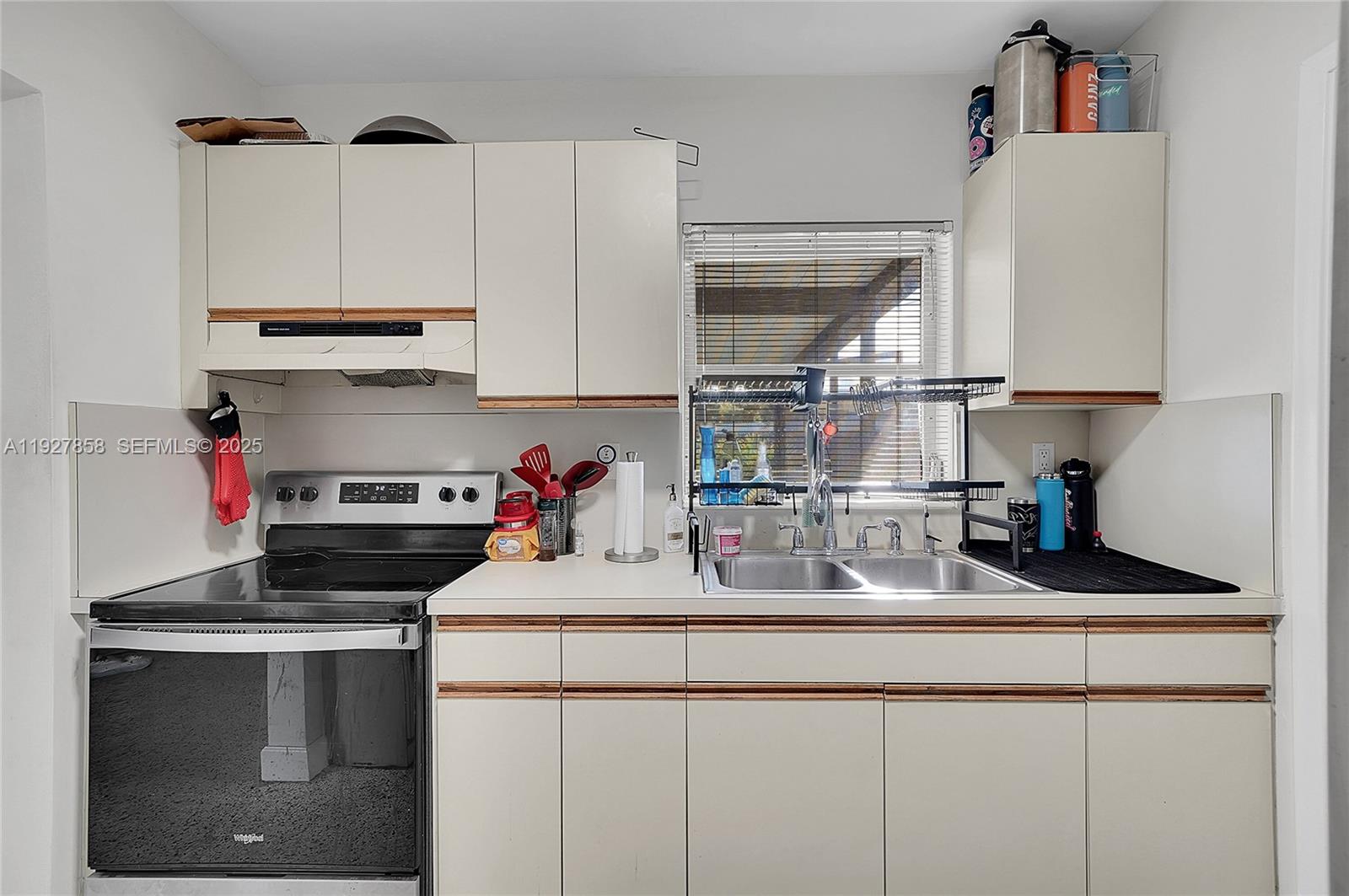 FAIRWAY PINES 2ND ADDN - Residential