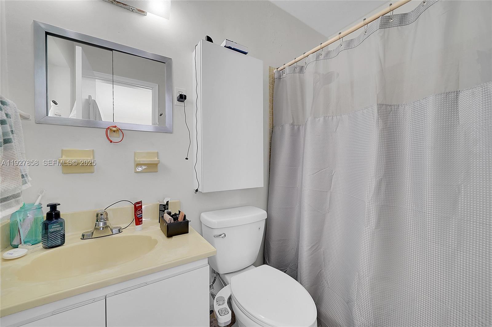 FAIRWAY PINES 2ND ADDN - Residential