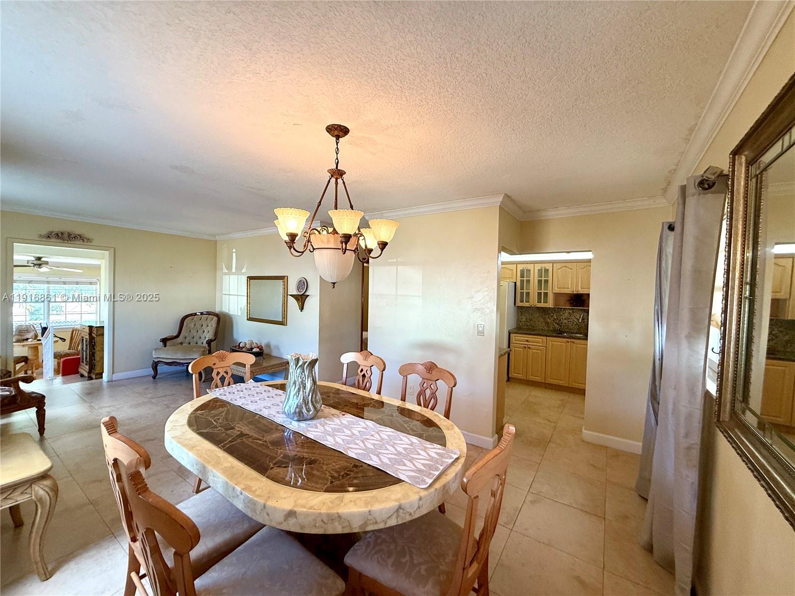 MOSERS ADDN TO HIALEAH - Residential