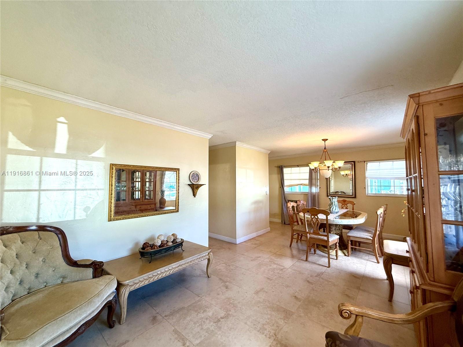 MOSERS ADDN TO HIALEAH - Residential