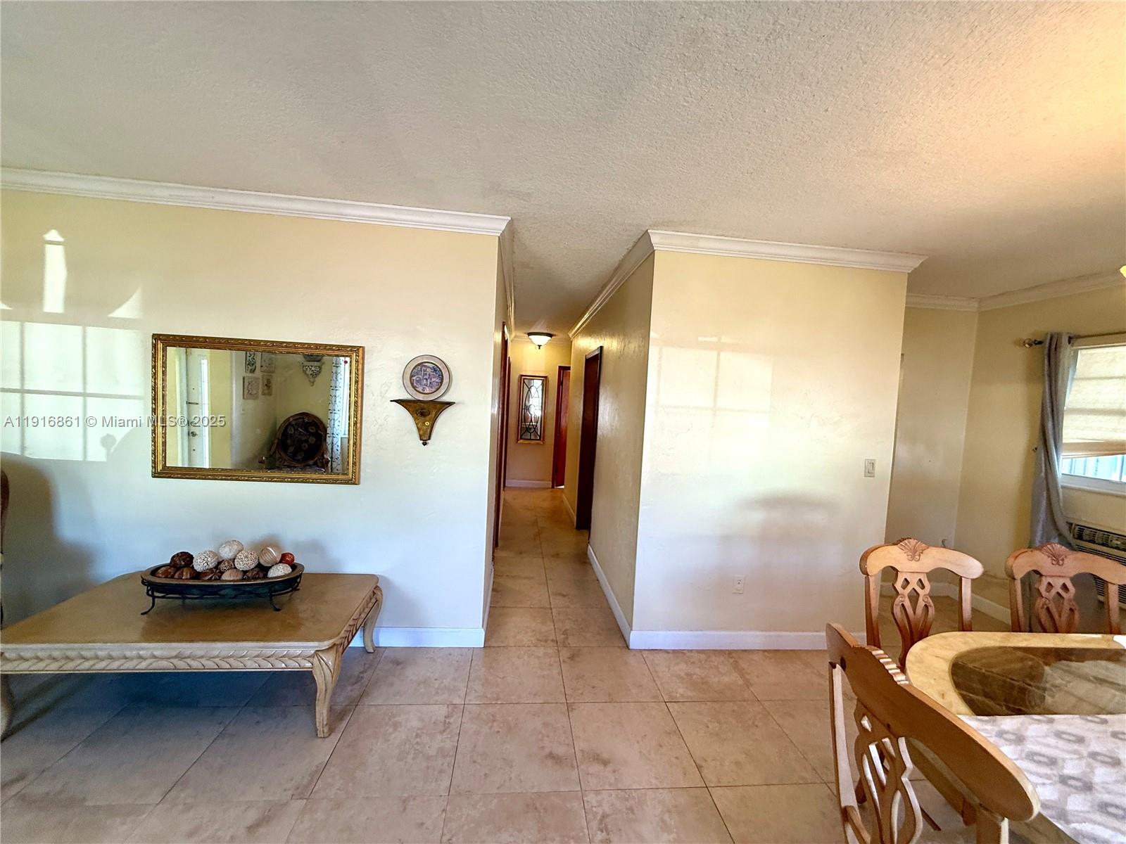 MOSERS ADDN TO HIALEAH - Residential