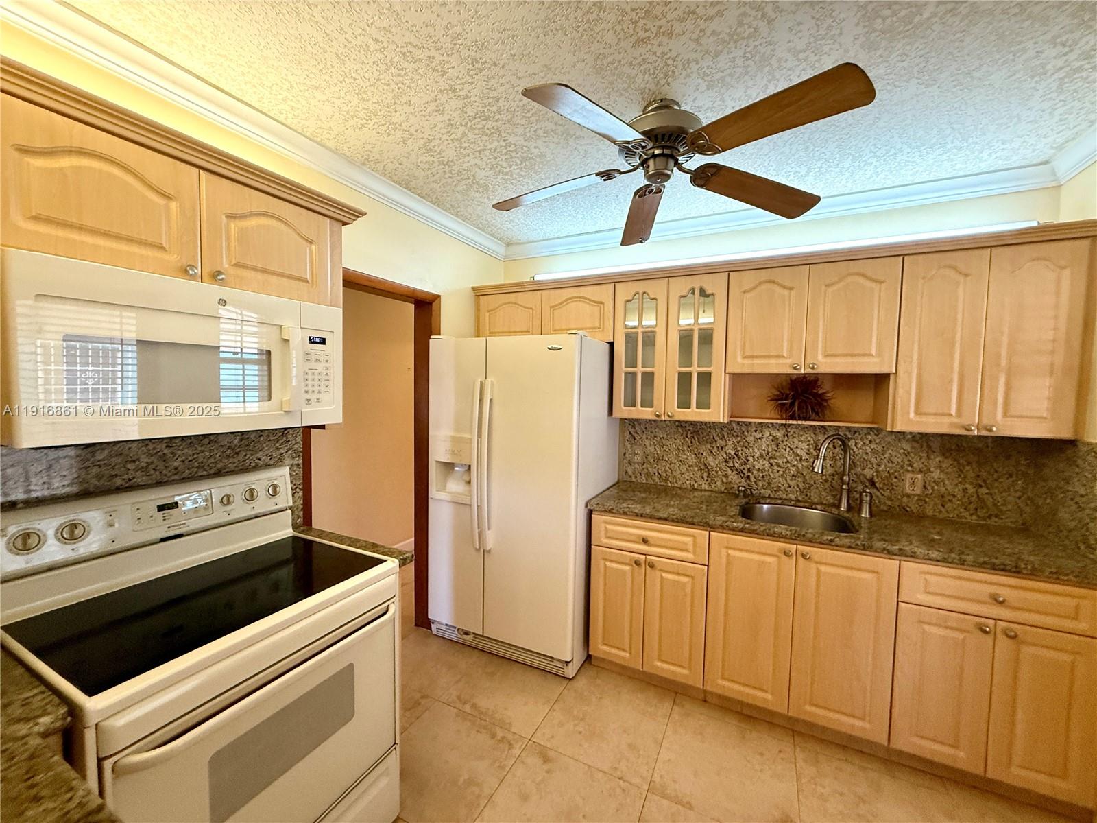 MOSERS ADDN TO HIALEAH - Residential