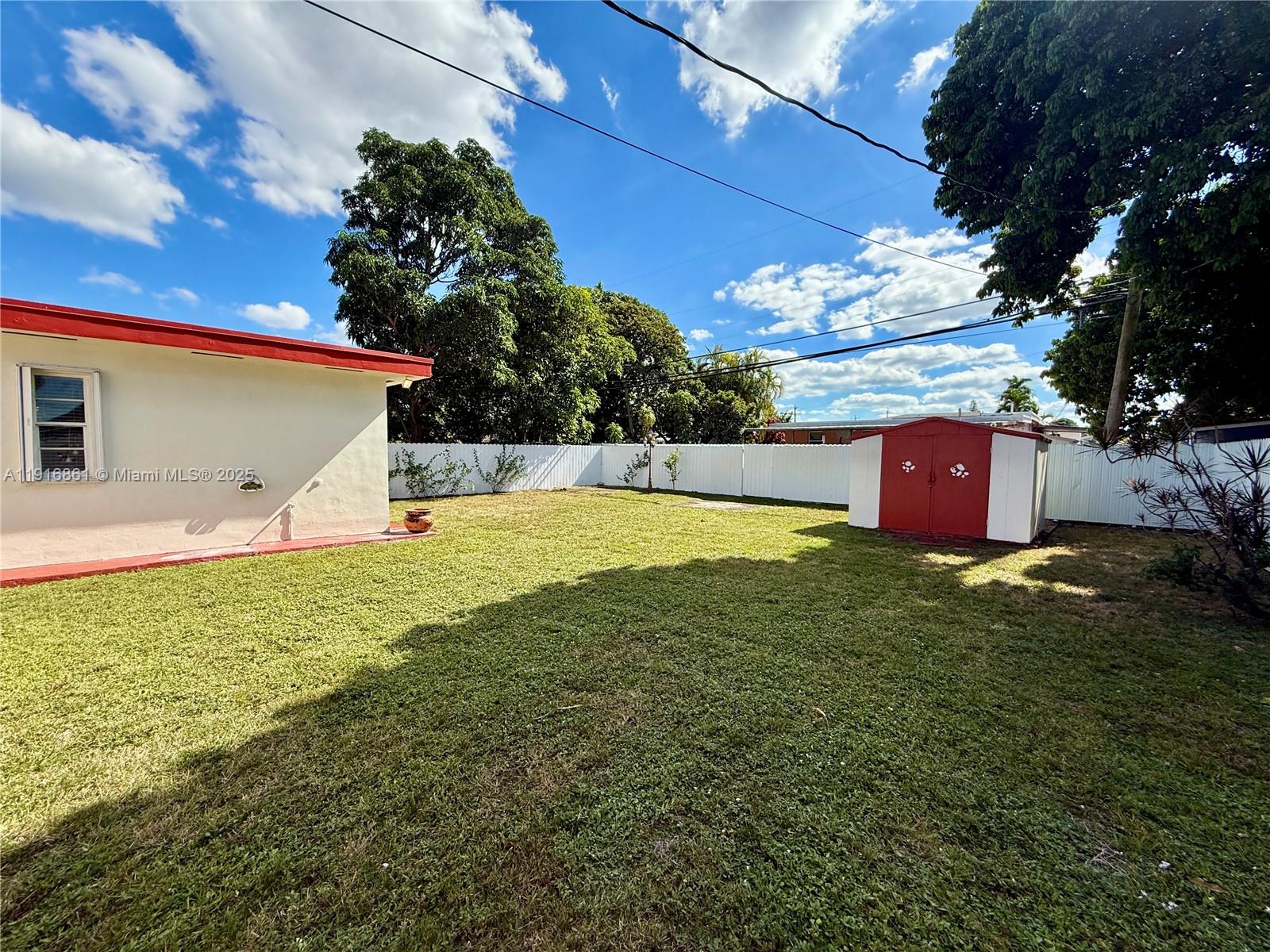 MOSERS ADDN TO HIALEAH - Residential