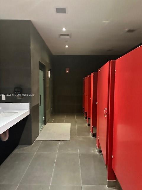 CANVAS CONDO - Residential