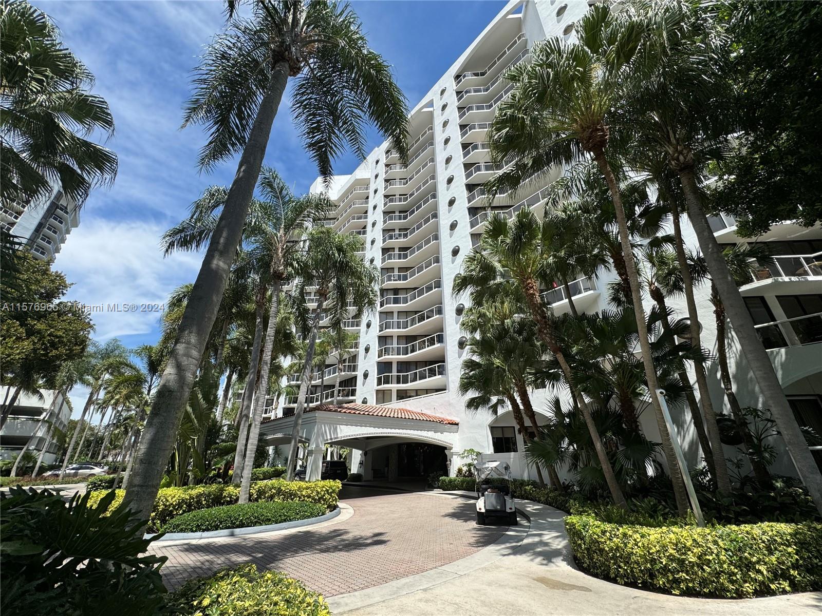 Property for Sale at 3610 Yacht Club Dr 906, Aventura, Miami-Dade County, Florida - Bedrooms: 2 
Bathrooms: 2  - $599,000