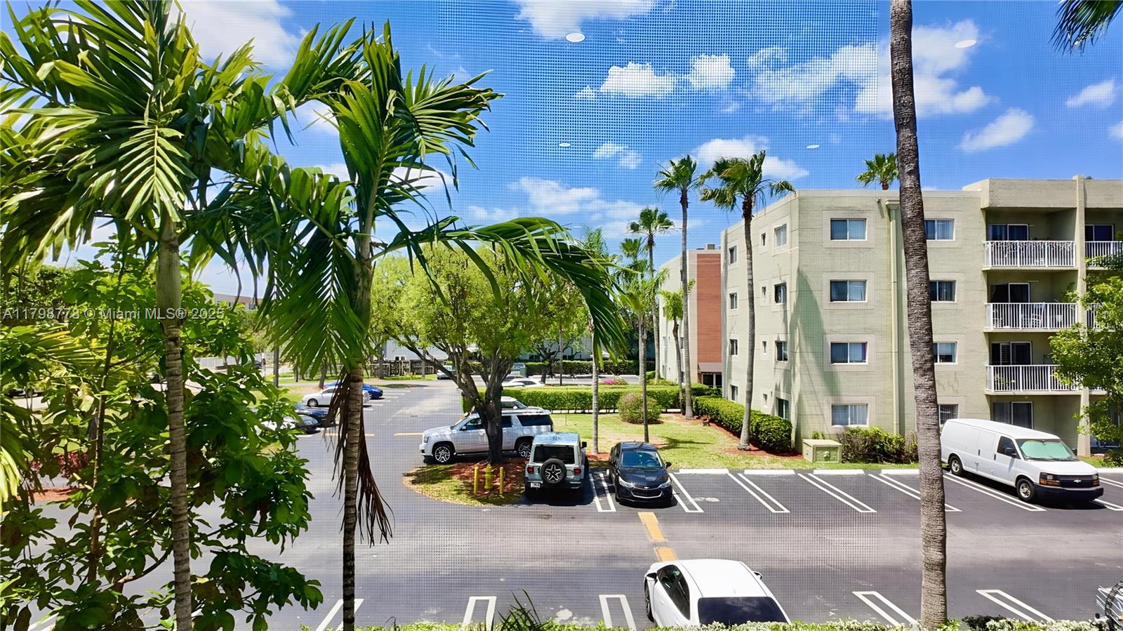PARK PLACE AT MIDWAY COND - Residential