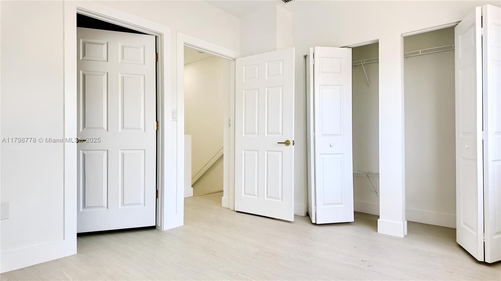 PARK PLACE AT MIDWAY COND - Residential