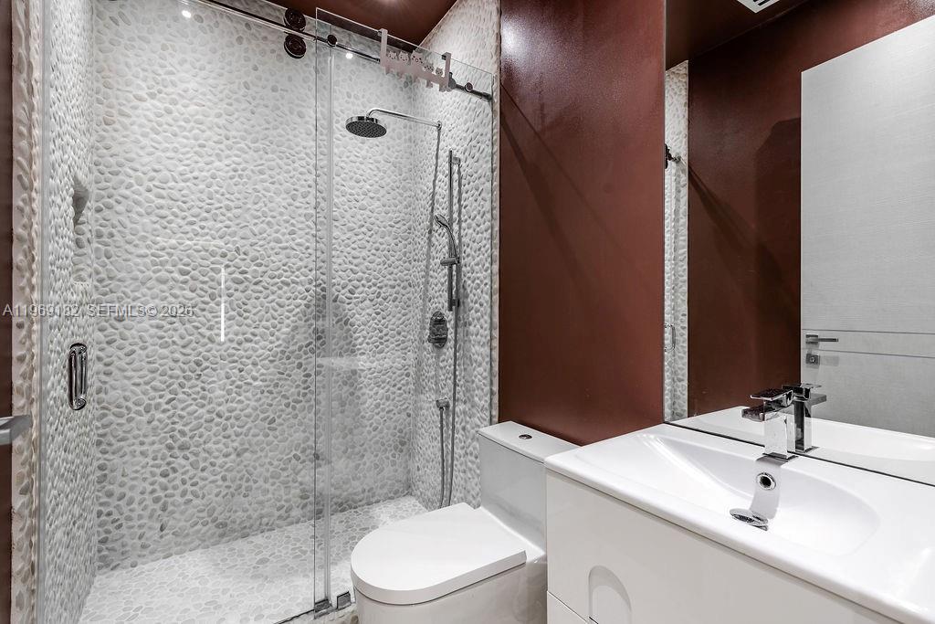 GOLDEN GATE ESTATES & MAR - Residential Lease