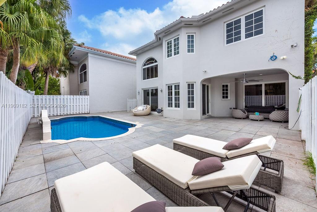 GOLDEN GATE ESTATES & MAR - Residential Lease