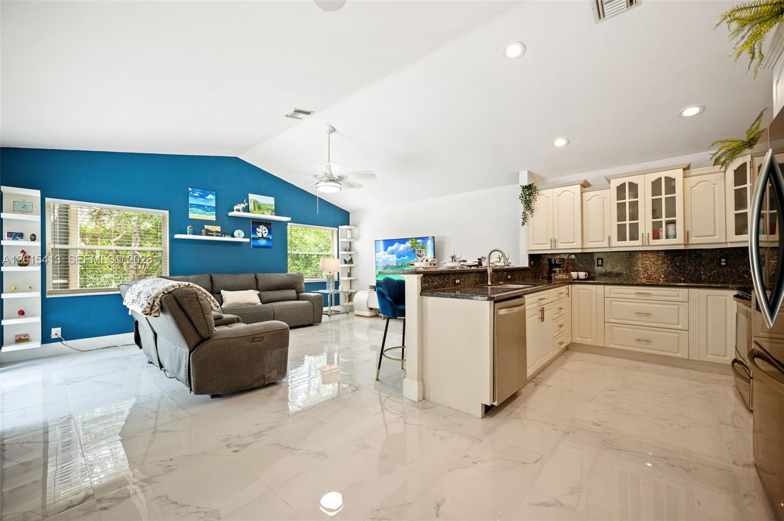 BROOKSIDE - Residential