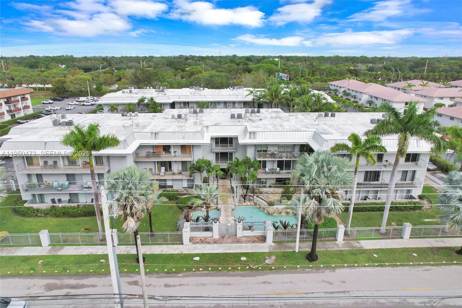 SILVER PALMS AT DADELAND - Residential