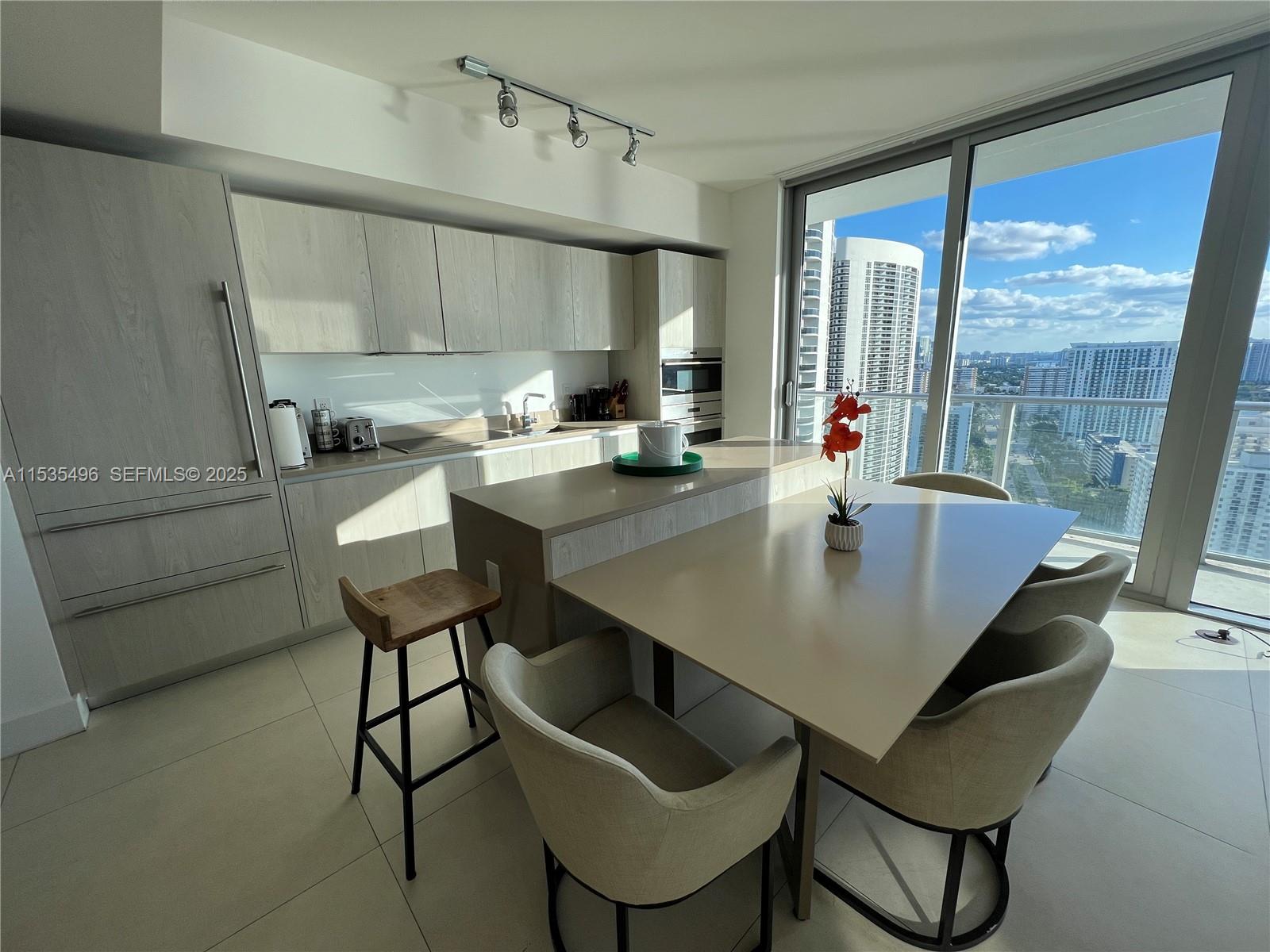 4111 SOUTH OCEAN DRIVE CO - Residential