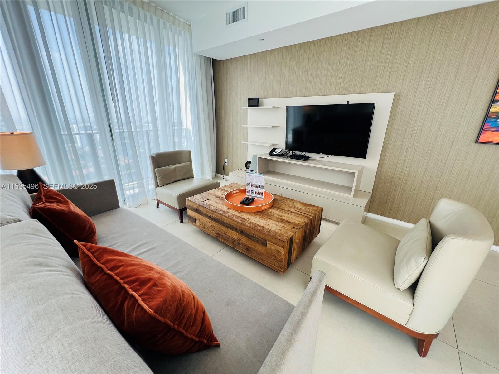 4111 S Ocean Dr 2611