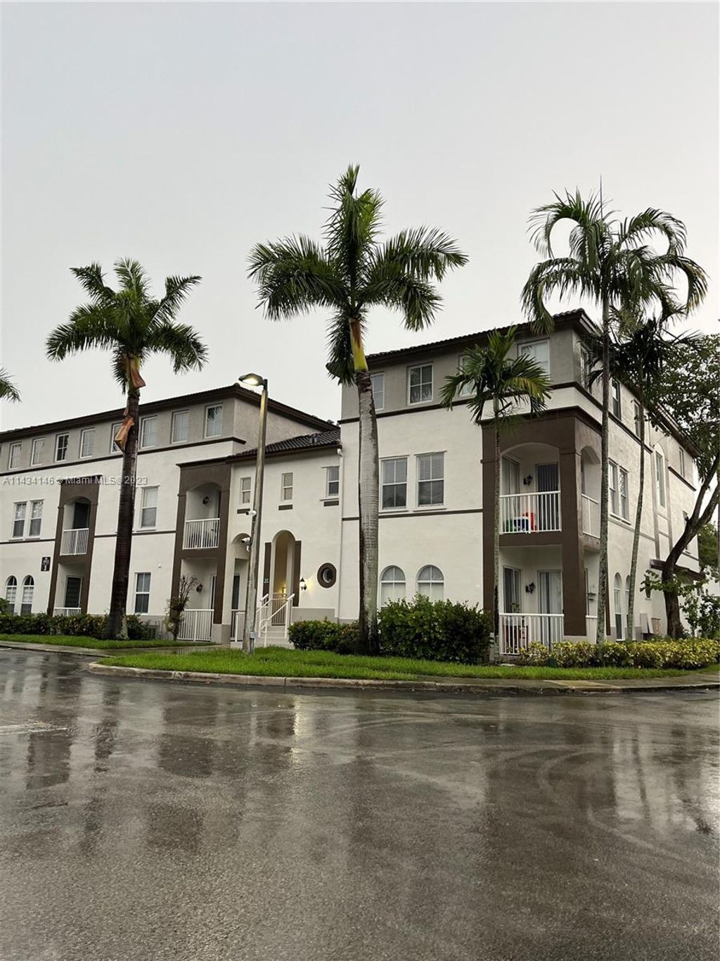 Photo of 4301 SW 160th Ave #105, Miramar, FL 33027 (MLS # A11434146)