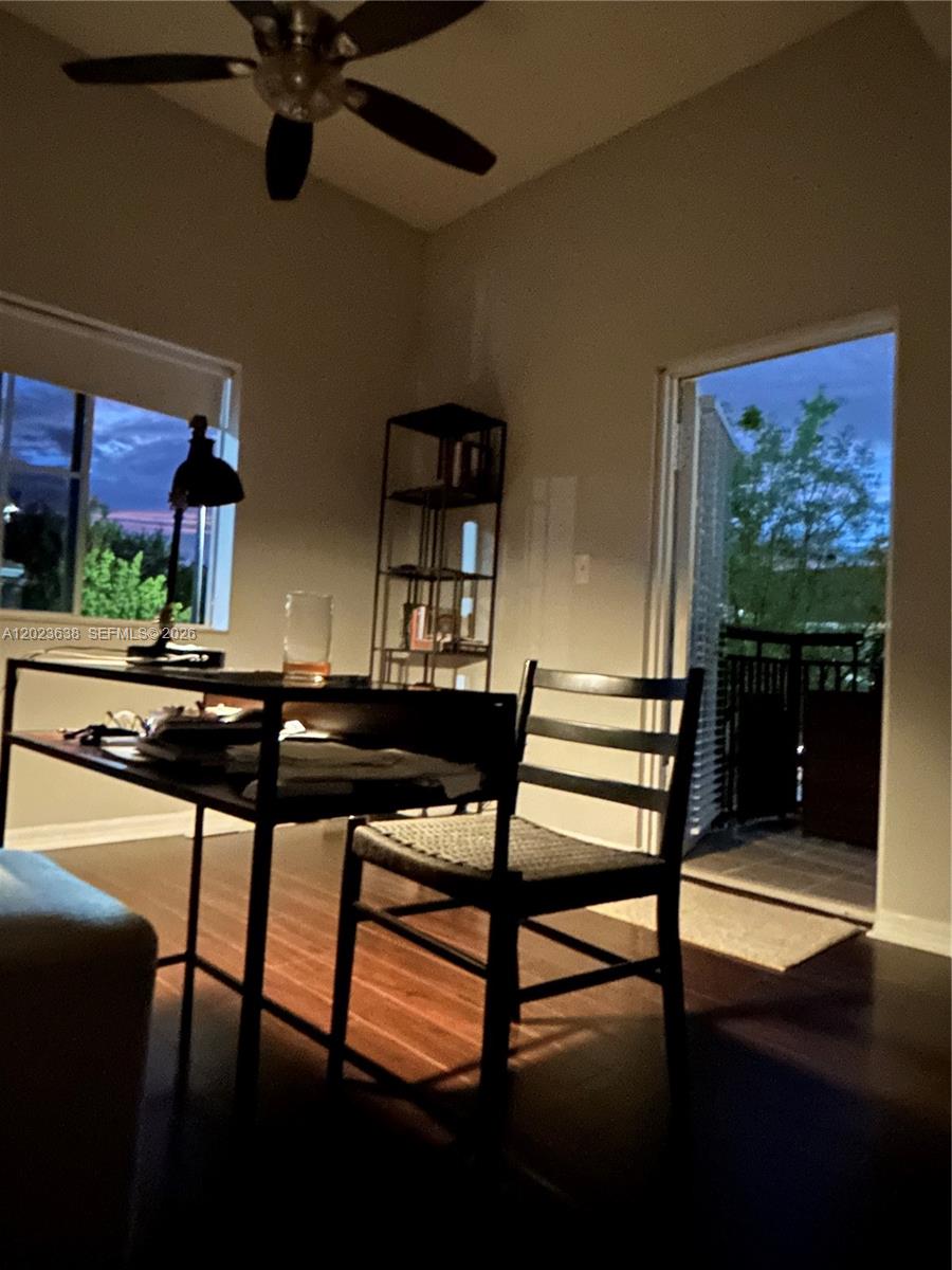 KENDALL VILLAGE TOWNVILLA - Residential