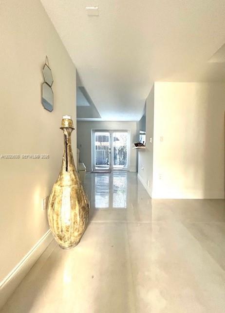 KENDALL VILLAGE TOWNVILLA - Residential