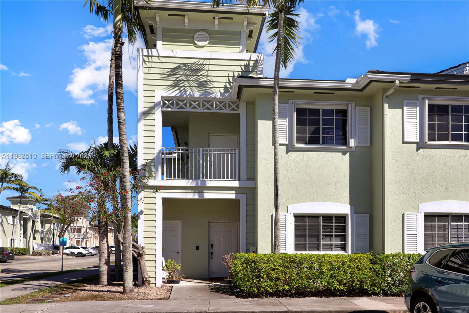 CARIBBEAN ISLES VILLAS CO - Residential