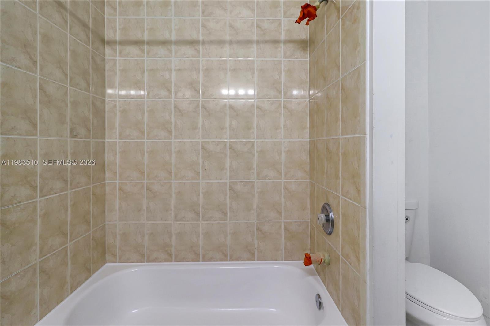 CARIBBEAN ISLES VILLAS CO - Residential