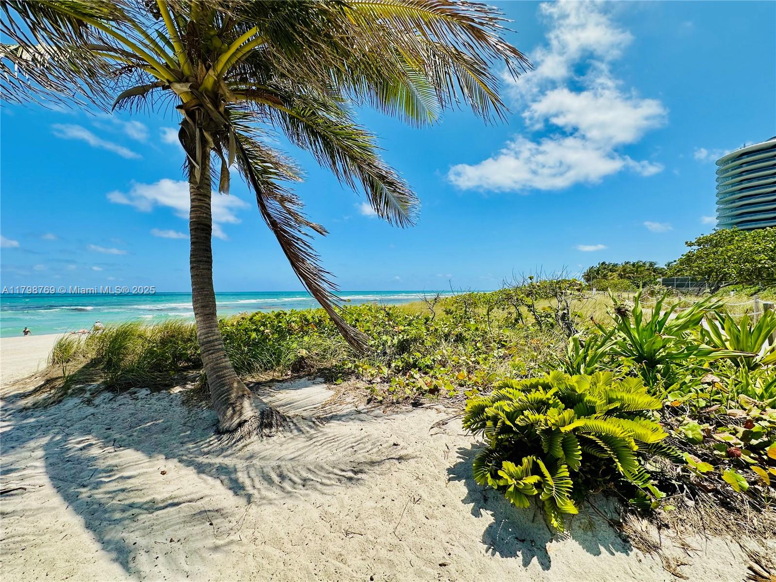 CHAMPLAIN TOWERS EAST CON - Residential