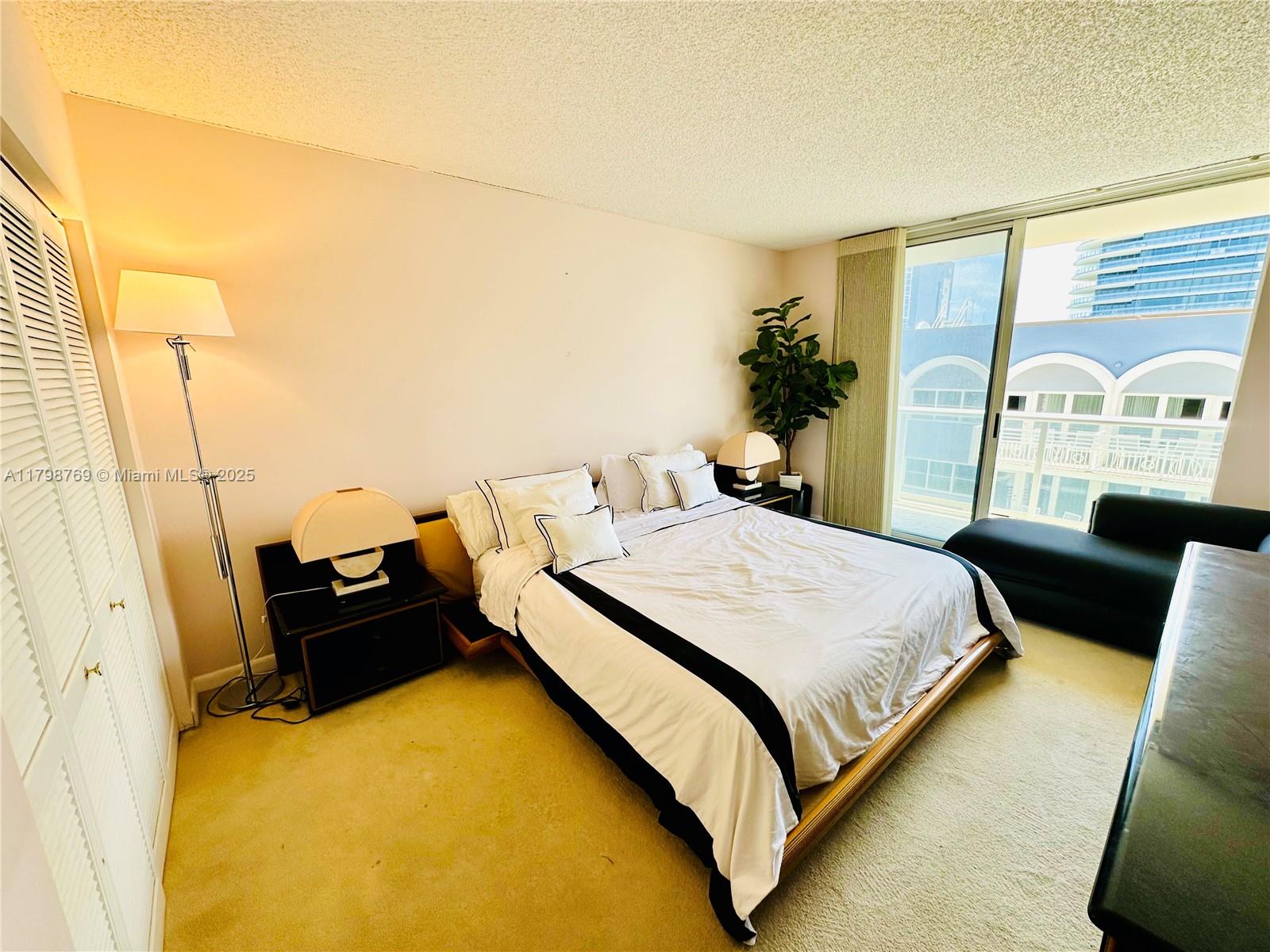 CHAMPLAIN TOWERS EAST CON - Residential