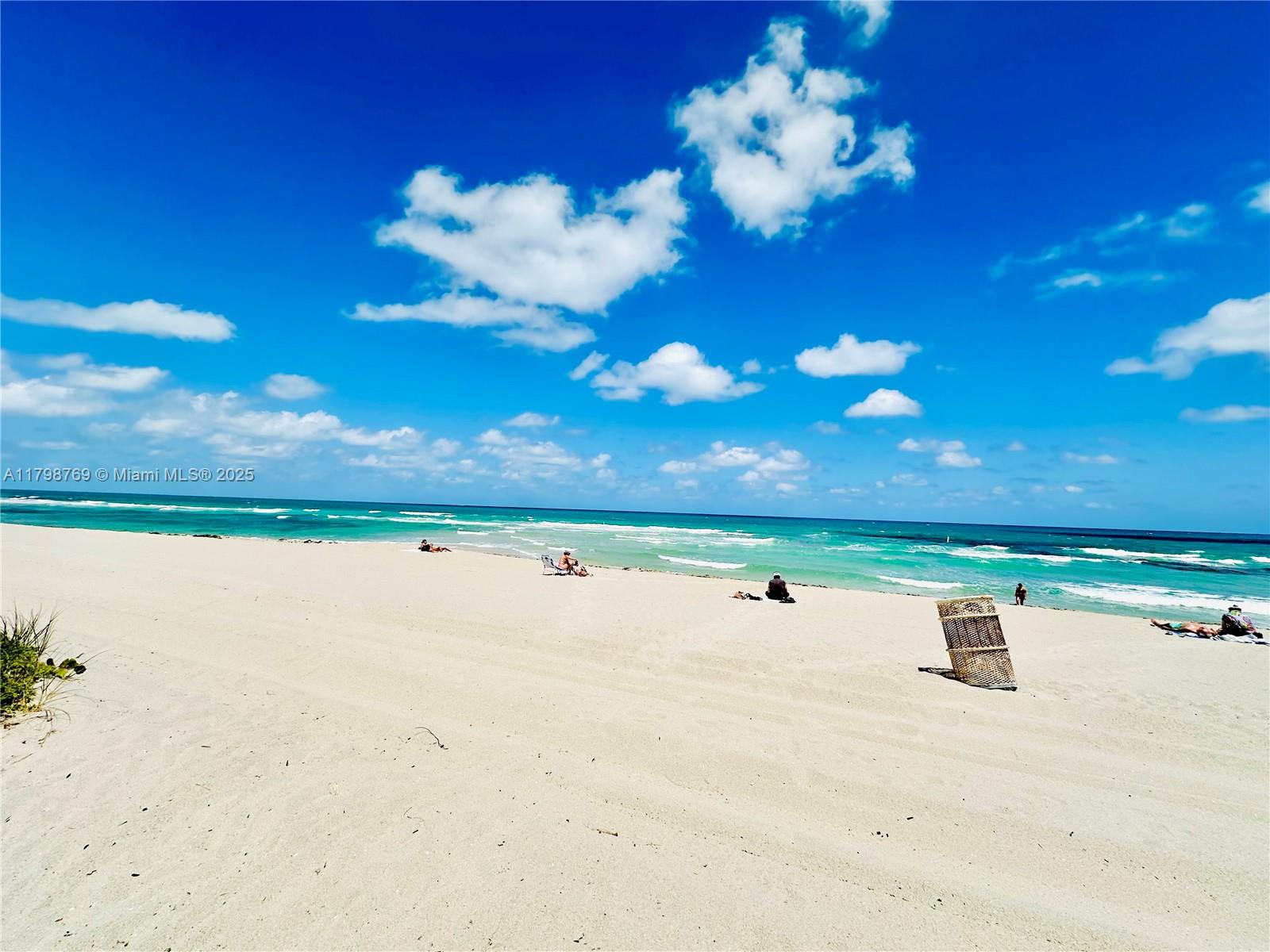 CHAMPLAIN TOWERS EAST CON - Residential