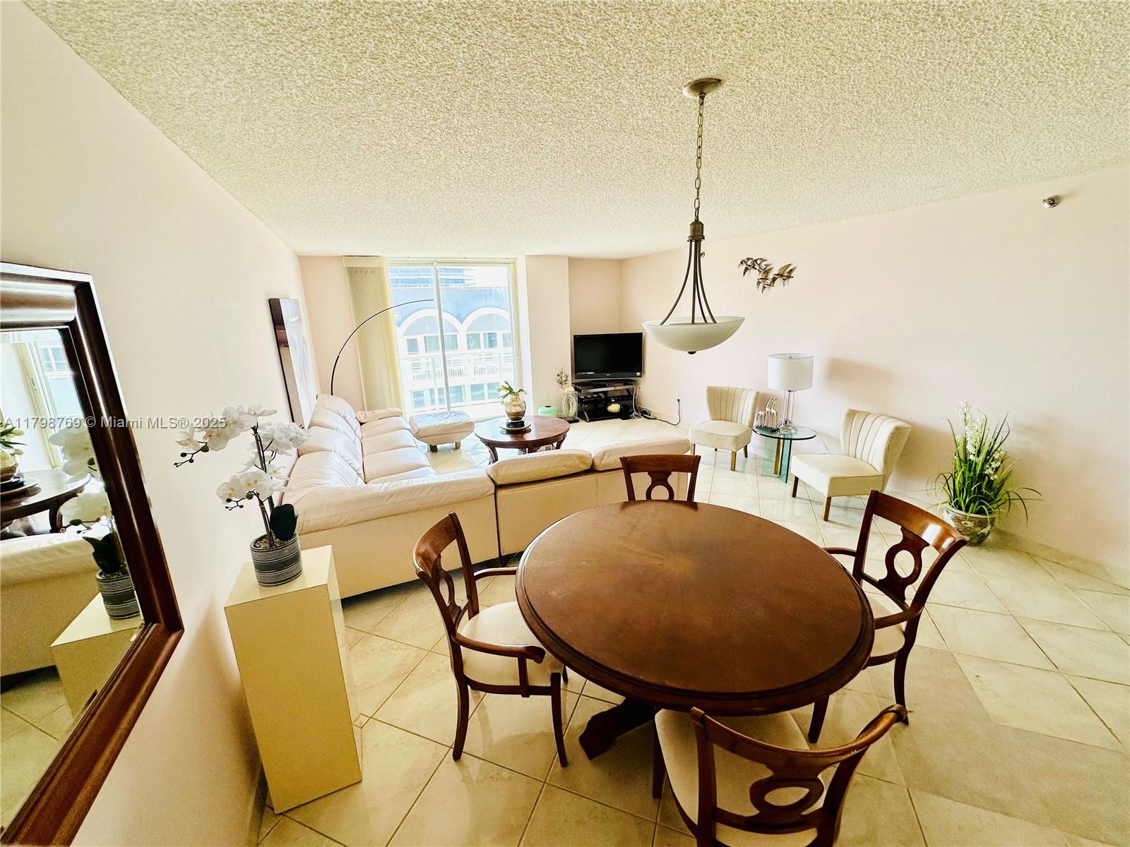 CHAMPLAIN TOWERS EAST CON - Residential