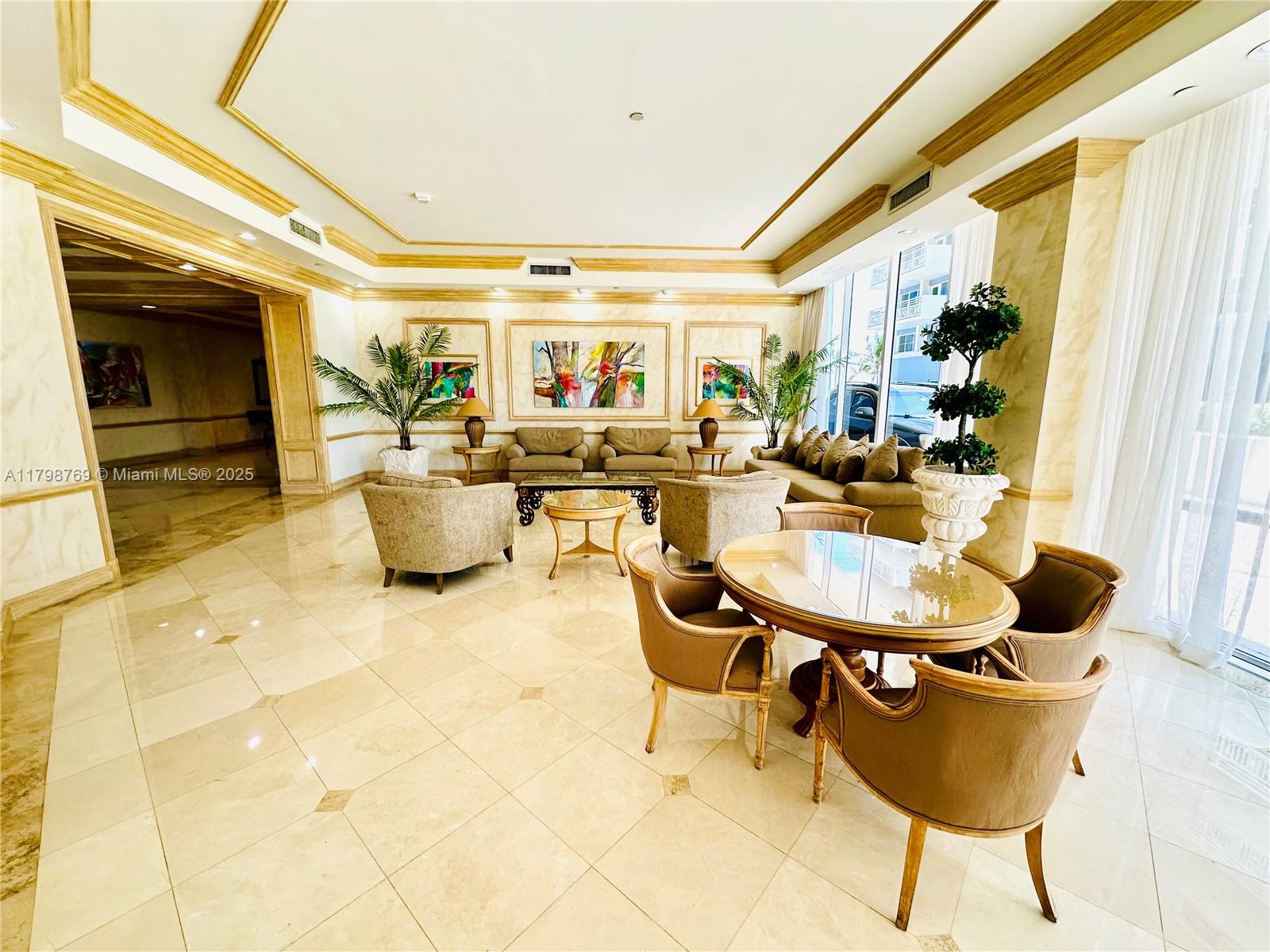 CHAMPLAIN TOWERS EAST CON - Residential