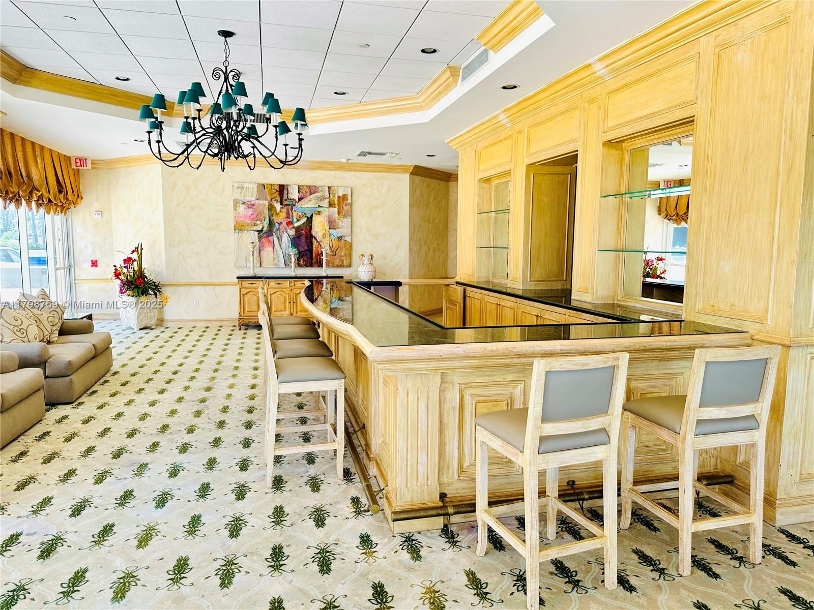 CHAMPLAIN TOWERS EAST CON - Residential