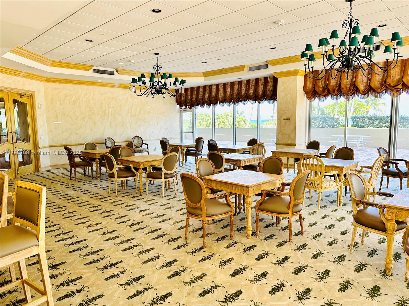 CHAMPLAIN TOWERS EAST CON - Residential