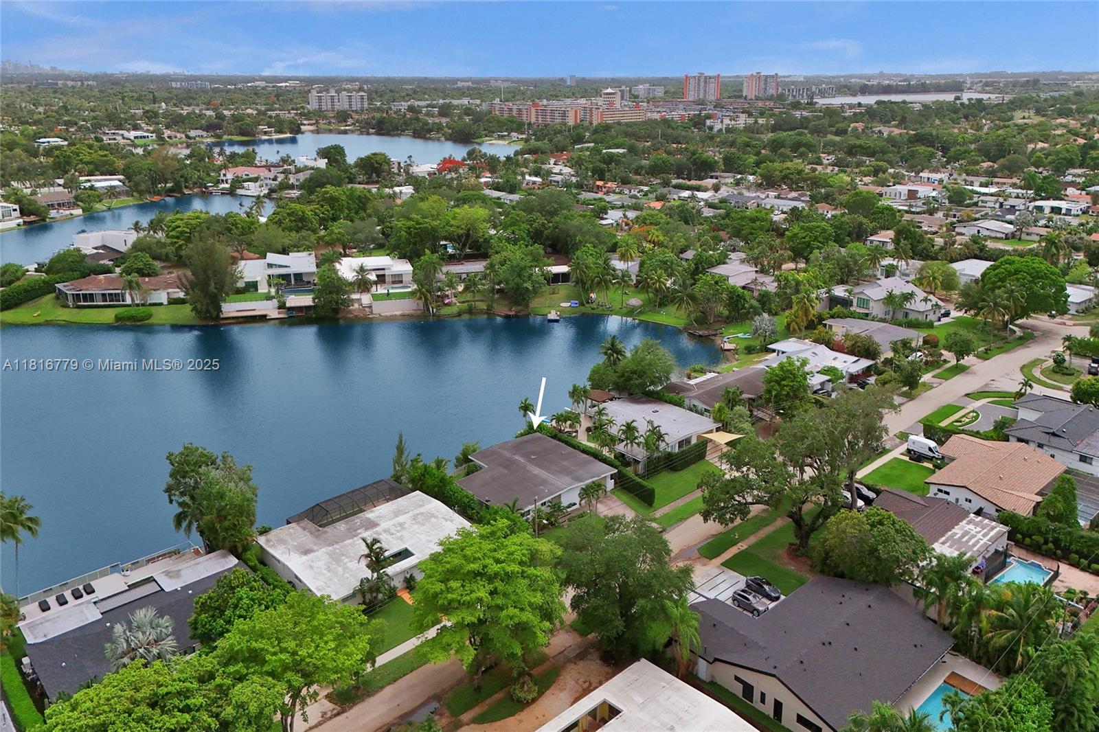 SKY LAKE - Residential