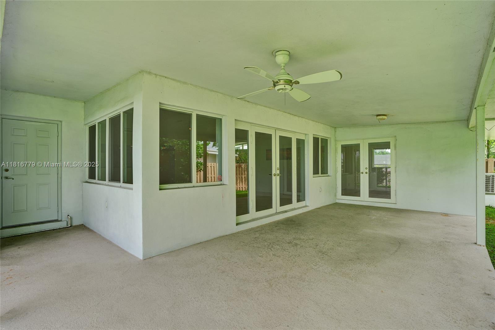 SKY LAKE - Residential