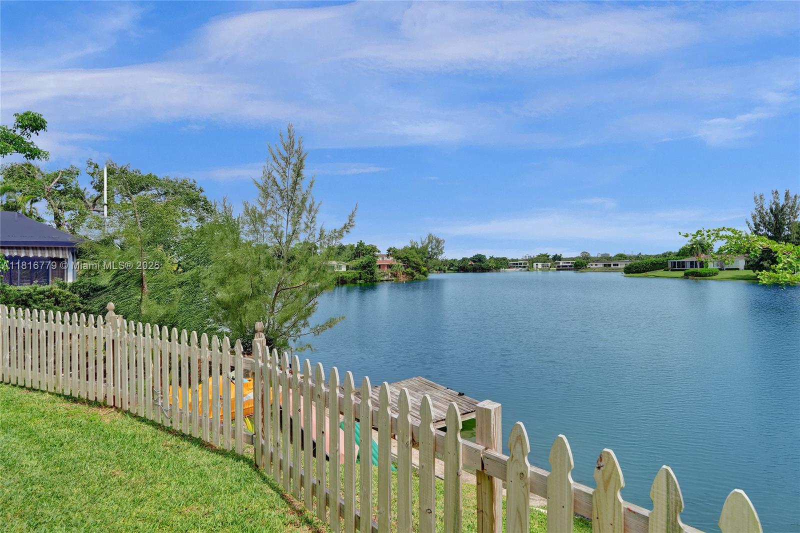 SKY LAKE - Residential