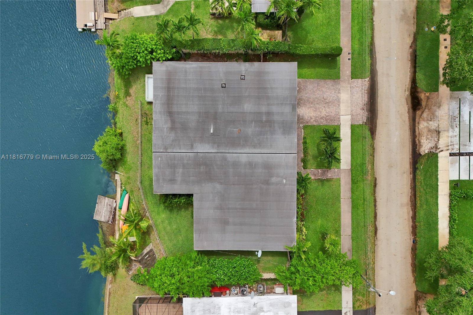 SKY LAKE - Residential