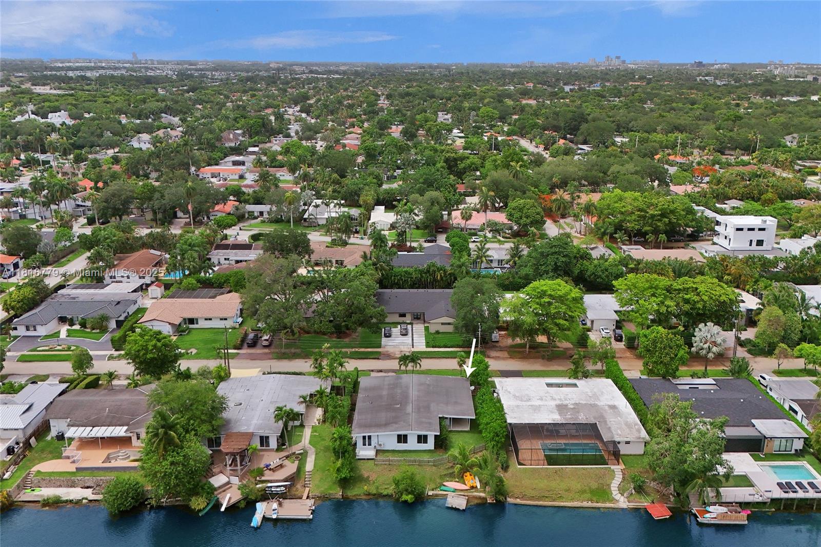 SKY LAKE - Residential