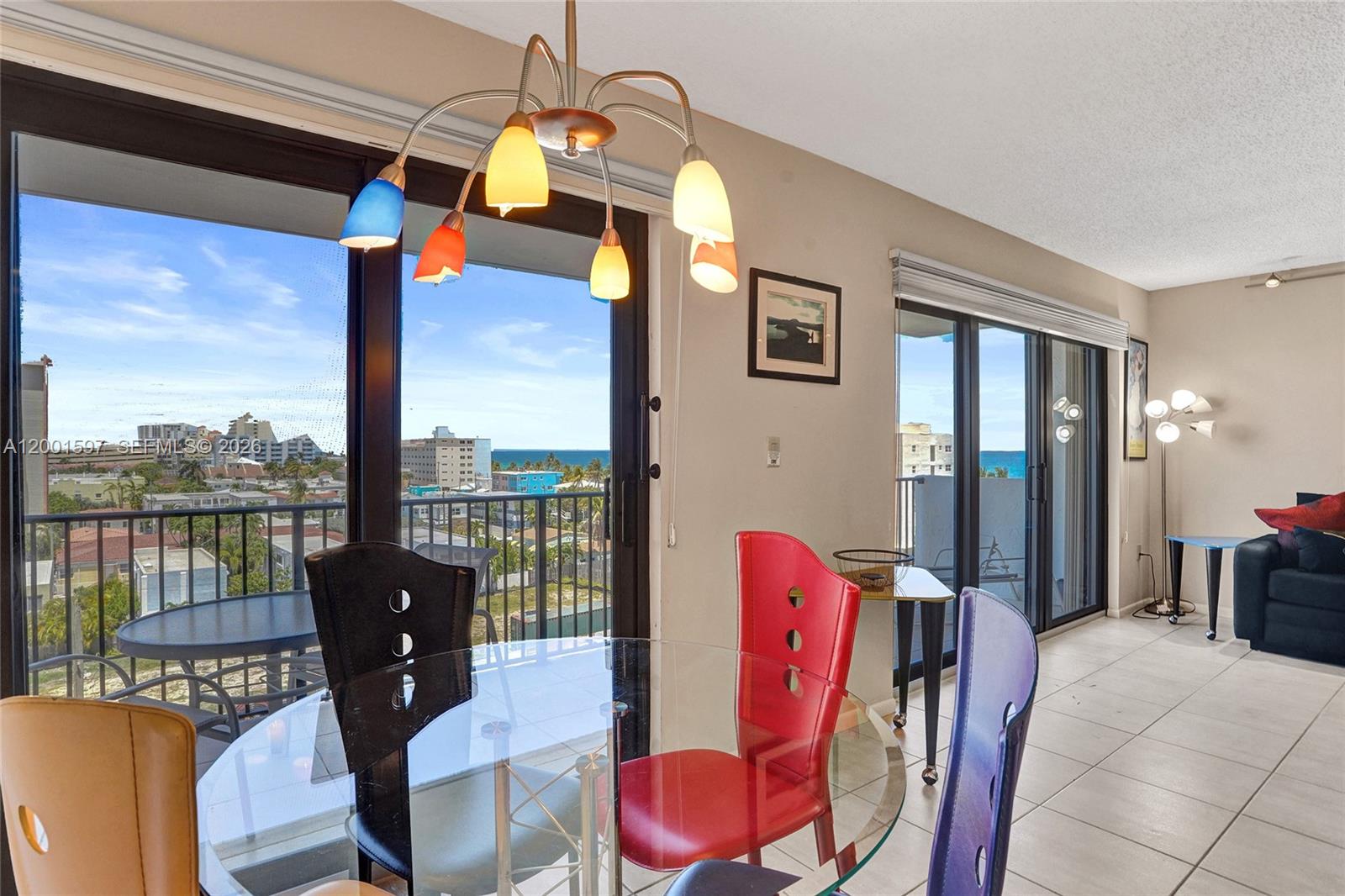 SUMMIT CONDO - Residential